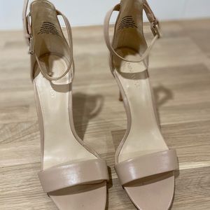 Nine West blush/pink heeled sandal